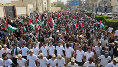 مأرب.. تظاهرة حاشدة تضامناً مع الشعب الفلسطيني تطالب بالعمل الجاد لإنهاء الاحتلال