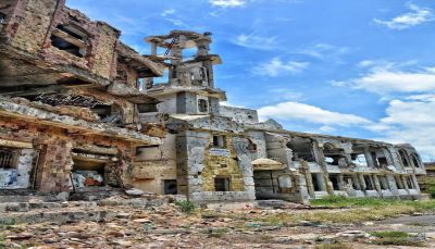 نحو 70 منظمة مجتمع مدني تدين انتهاكات مليشيات الحوثي ضد المساجد ودور القرآن