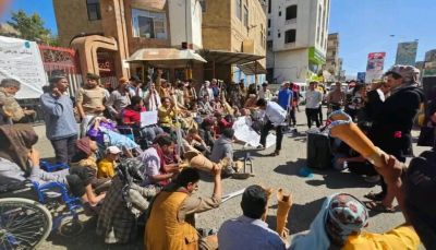الأحزاب اليمنية في تعز تطالب بإنشاء هيئة لشؤون الجرحى وتؤكد ضرورة تنفيذ مطالبهم