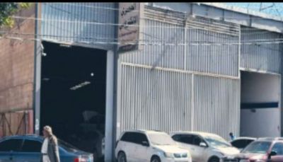 صنعاء ..مليشيا الحوثي تمنع النساء من صيانة سيارتهن دون " محرم"
