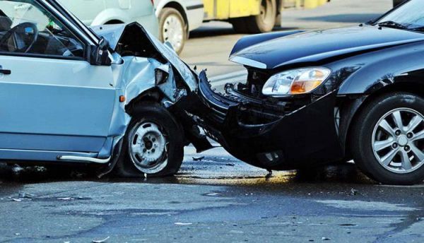 حوادث السير تحصد حياة 62 شخصًا خلال فبراير الماضي في المناطق المحررة