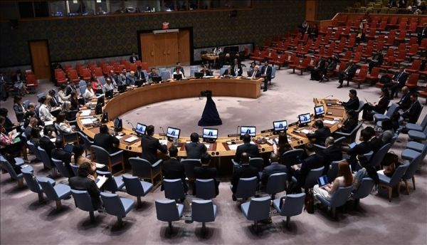 مجلس الأمن يعتمد قرارا يدين هجمات إيران على دول الخليج