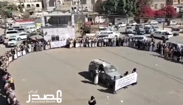 صنعاء.. لقاء موسع لأهالي عصر يندد بـ"الإجراءات التعسفية" لهيئة الأوقاف التابعة للمليشيا