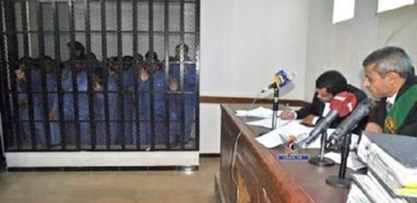 الحوثيون يطردون أعضاء هيئة الدفاع عن المعتقلين من قاعة المحكمة الجزائية بصنعاء