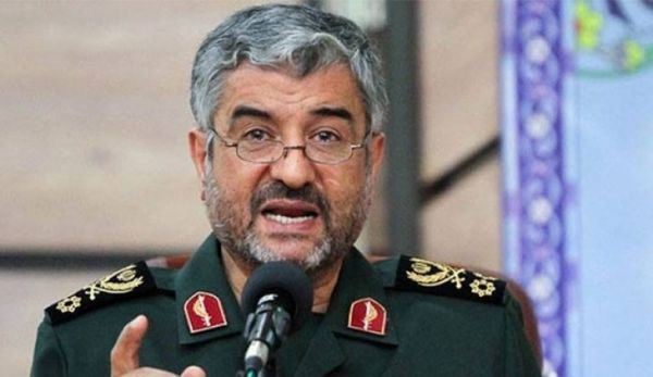 قائد الحرس الثوري الإيراني يظهر بقناة حوثية لأول مرة