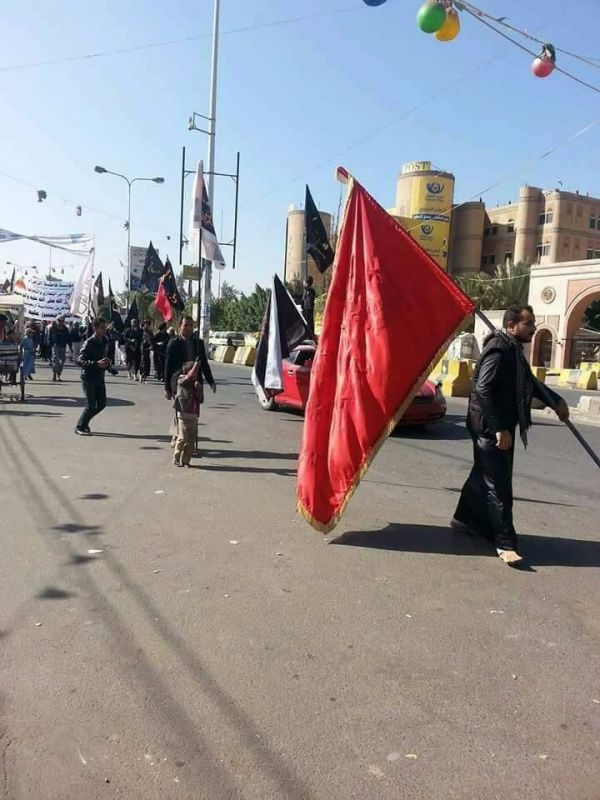 "صنعاء عاصمة محتلة".. مسيرة حوثية بمظاهر إيرانية كاملة (صور)