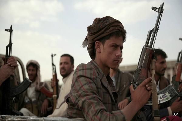 كيف رد اليمنيون على مساعي الحوثي لفرض زكاة «الخُمُس»؟! (تقرير خاص)