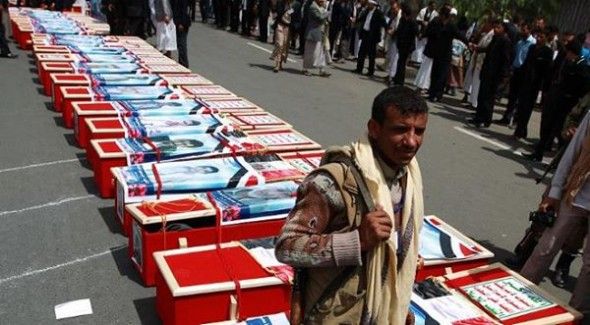 مستشفيات صنعاء تكتظ بجثث قتلى الحوثيين.. والكشف عن مقابر سرية للميليشيا