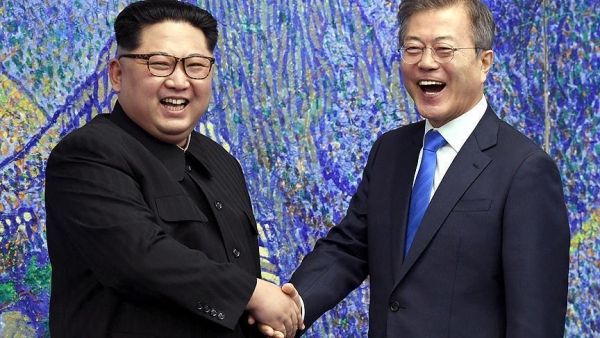الكوريتان تتفق على نزع السلاح على الحدود