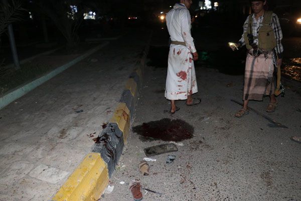 مقتل خمسة مدنيين وإصابة 22 بقصف صاروخي للحوثيين على سوق شعبي بمأرب