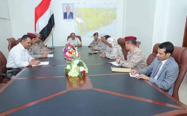 في لقاءه مع قادة الجيش والتحالف بمأرب.. نائب الرئيس: مشروع إيران في اليمن آيل للسقوط
