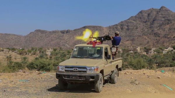 عشرات القتلى الحوثيين بمعارك في الضالع وتعز