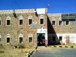 الحوثيون يحرمون طلاب بكلية الإعلام في صنعاء من دخول الامتحانات بحجة "الرسوم"