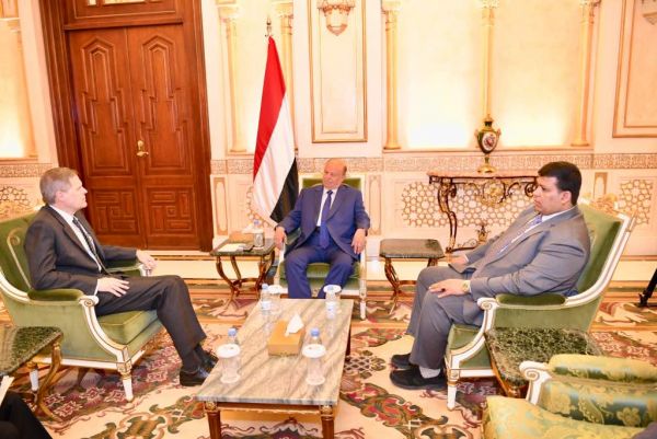 الرئيس هادي يجدد حرصه على السلام.. والعقيلي: اليمن مقبلة على مرحلة جديدة