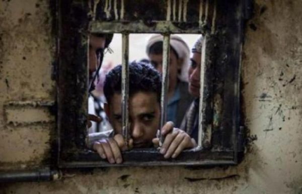 مليشيا الحوثي ترفض الإفصاح عن مصير 232 مختطفاً بينهم "رجب" و"قحطان"