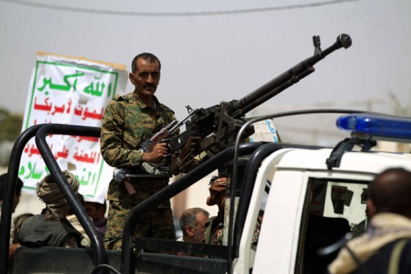 الصرافين اليمنيين: ميليشيا الحوثي وراء تدمير الاقتصاد اليمني
