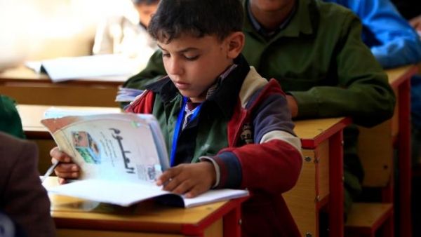 كتب اليمن المدرسية في السوق السوداء