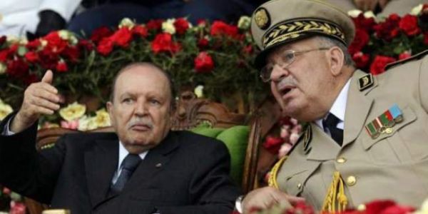 الجيش الجزائري يدعو لإعلان شغور منصب رئيس الجمهورية