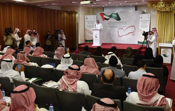 السعودية والامارات تخصصان 200 مليون دولار للاحتياجات الانسانية في اليمن