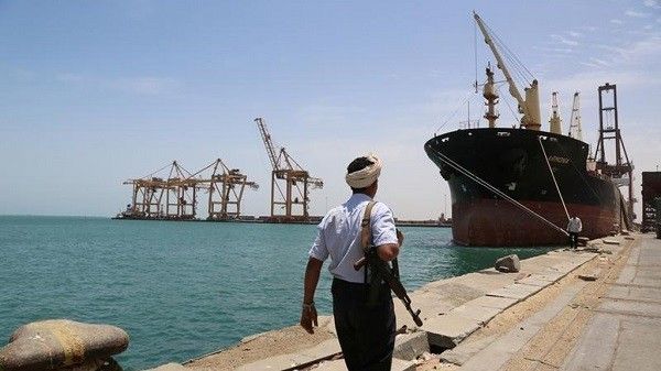 اللجنة الاقتصادية تتهم الحوثيين بخلق أزمة وقود جديدة والتهرب من التزاماتها 