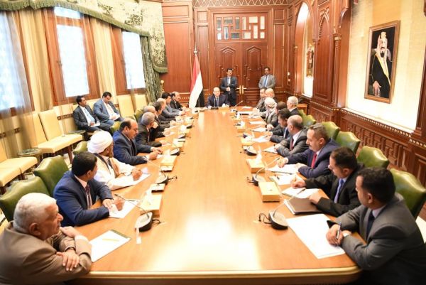 الرئيس هادي: المقدسات هدفاً للحوثيين والتحالف السياسي يعزز معركة إنهاء الانقلاب