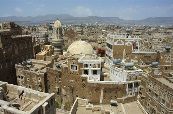 كيف يستغل "الحوثيون" المراكز الصيفية لتعزيز خسائرهم في جبهات القتال؟