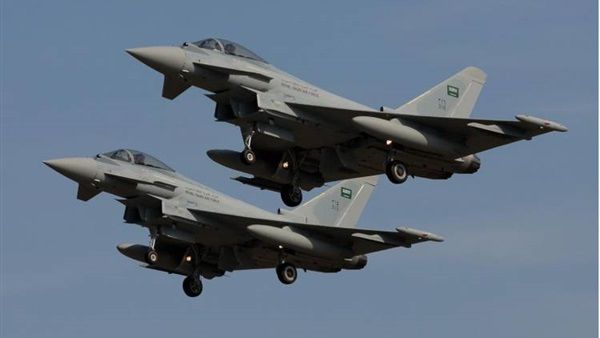 طيران التحالف يدمر تعزيزات حوثية في صنعاء وصرواح بمأرب