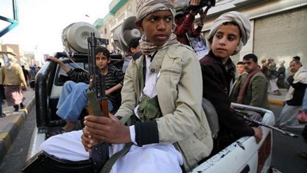 ميلشيا الحوثي تواصل الزج بالأطفال إلى جبهات القتال