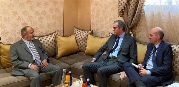 رئيس الهيئة العليا للإصلاح يناقش مع السفير الفرنسي سبل إنجاح اتفاق الرياض