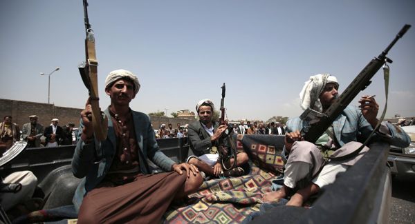 وفاة موظف في مقر عمله بصنعاء بعد فصله تعسفياً من قبل الحوثيين