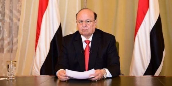 خلال اتصاله بـ 3 محافظين.. الرئيس هادي يؤكد على توحيد الجهود لإسقاط الانقلاب ويثمن بطولات الجيش