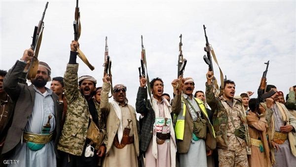 لرفضهم صرخة الحوثيين.. تحويل ساحة مسجد بذمار إلى ساحة مواجهة مسلحة
