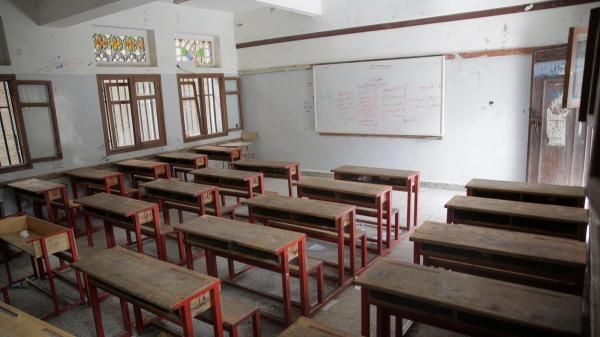 الحوثيون يحولون 90 مدرسة إلى "مراكز اعتقال"