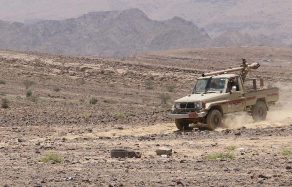 في عمليات هجومية للجيش.. مقتل العشرات من عناصر الحوثيين في "البيضاء والجوف"