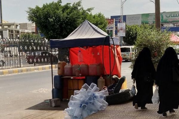أزمة وقود وانتعاش جديد للأسواق السوداء في العاصمة صنعاء