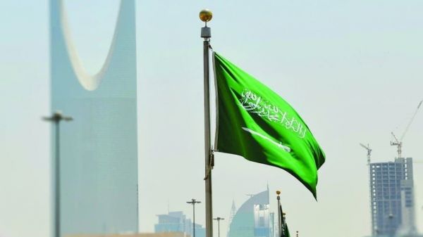 الدفاع السعودية تعلن اعتراض وتدمير زورق مفخخ مسير عن بعد قبالة ينبع