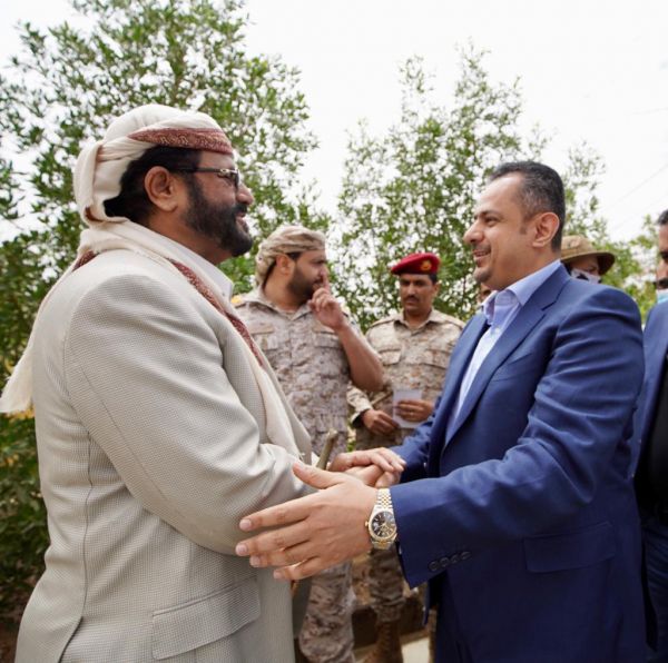 رئيس الوزراء يصل محافظة مأرب لمناقشة احتياجات معركة استعادة الدولة من المليشيات