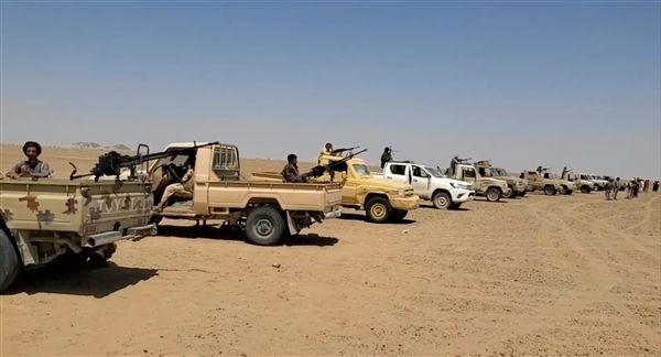 قبائل الجوف تتوافد إلى جبهات المنطقة العسكرية السادسة لإسناد قوات الجيش