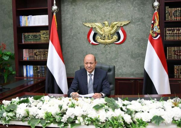 الرئيس العليمي يحيي الاصطفاف الوطني ضد الانقلاب الحوثي الغاشم