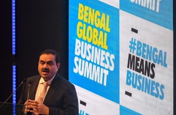 ملياردير هندي يتجاوز بيزوس لدقائق في قائمة أغنياء العالم