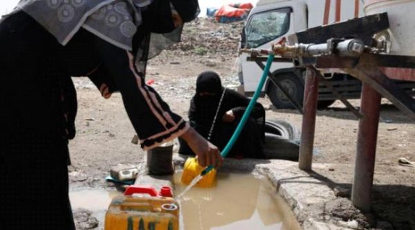 والمواطن يعاني.. هذا ما تجنيه مليشيا الحوثي من الضرائب والجمارك والاتصالات والوقود والمخدرات