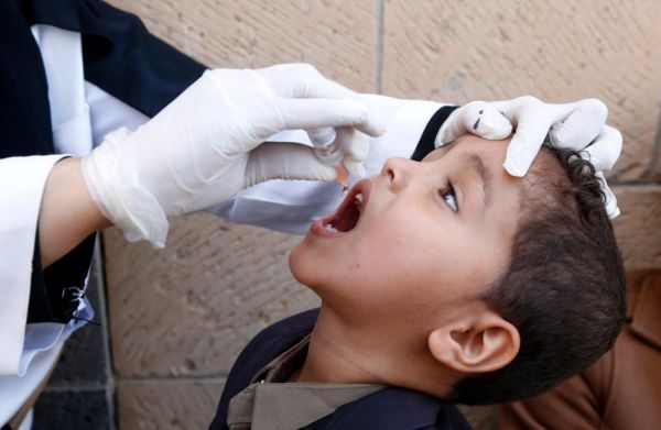 الصحة تعلن تطعيم أكثر من مليون طفل ضد شلل الأطفال