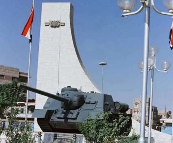 "صنعاء تستعصي".. رصد لأبرز محاولات "الحوثي" في طمس معالم ثورة 26 سبتمبر