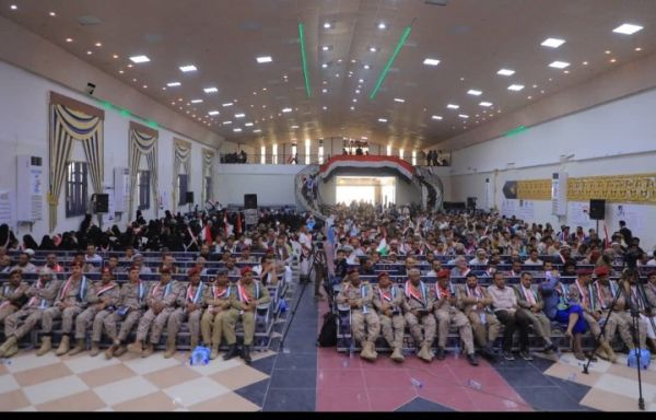 أبناء إقليم عدن في "مأرب" يحتفون بالعيد الستين لثورة أكتوبر بحفل فني وخطابي
