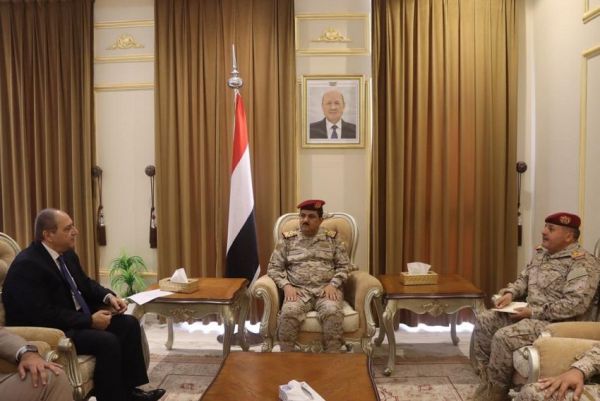 اجتماع يمني مصري يناقش تصاعد أعمال القرصنة في البحر الأحمر