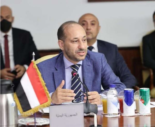 الحكومي تنعي وزير الاتصالات "نجيب العوج"