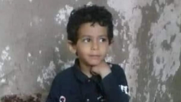 مليشيا الحوثي تختطف طفل الصحفي "القادري" لإرغامه على العودة إلى مناطق سيطرتها