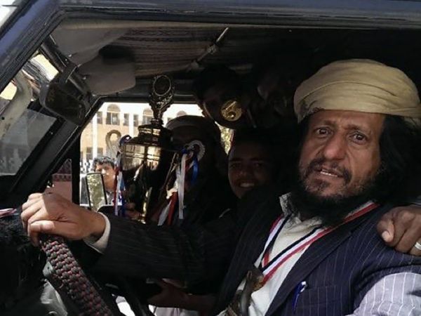 "قبائل الحداء" تطالب بسرعة الإفراج عن "أبوزيد الكميم" وتهدد بالتصعيد في صنعاء
