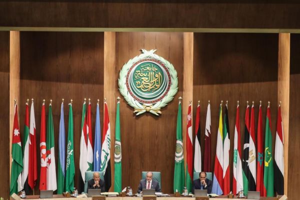 "الجامعة العربية" تؤكد مجددًا مساندتها للحكومة الشرعية في استكمال استعادة مؤسسات الدولة