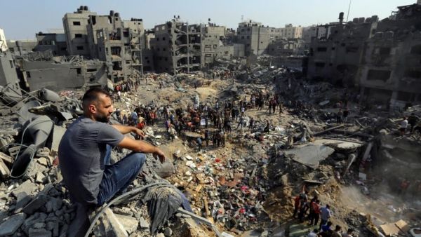 غزة .. 112 شهيدا و760 مصاباً في مجزرة شارع الرشيد